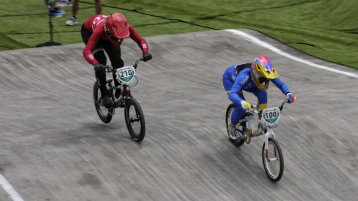 El BMX de Colombia tiene a sus 3 representantes en las semifinales: Mariana ‘voló’