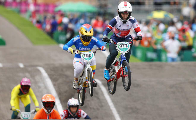 Mariana Pajón y Carlos Ramírez le dieron plata y bronce a Colombia en Tokio